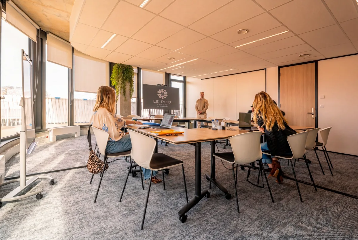 Salle de réunion modulable du POD Angers