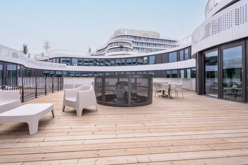 Façade du bâtiment Le POD à Angers — vue extérieure